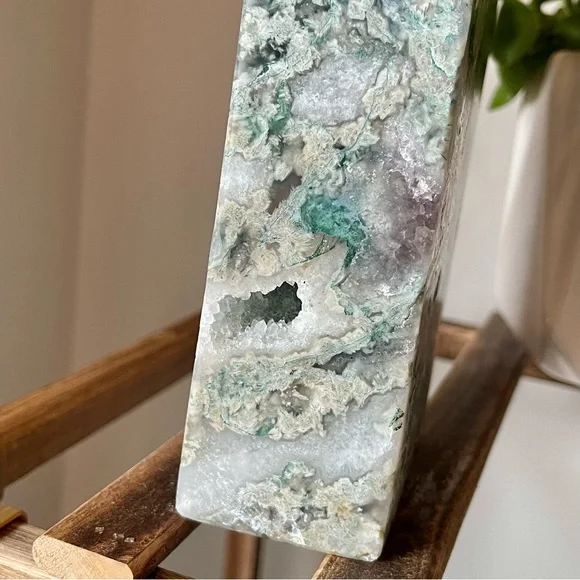 🎁SALE🎁 💚💜Druzy Geode Moss Agate Amethyst Crystal Tower💜💚